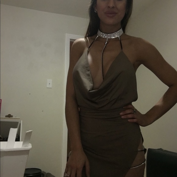 ‼️ SALE ‼️NWOT ASOS Sexy dress tan open back - Picture 2 of 6